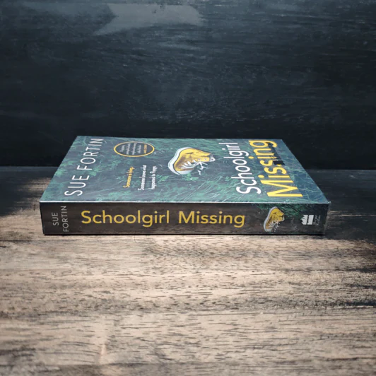 Schoolgirl Missing - Sue Fortin รูปที่ 3