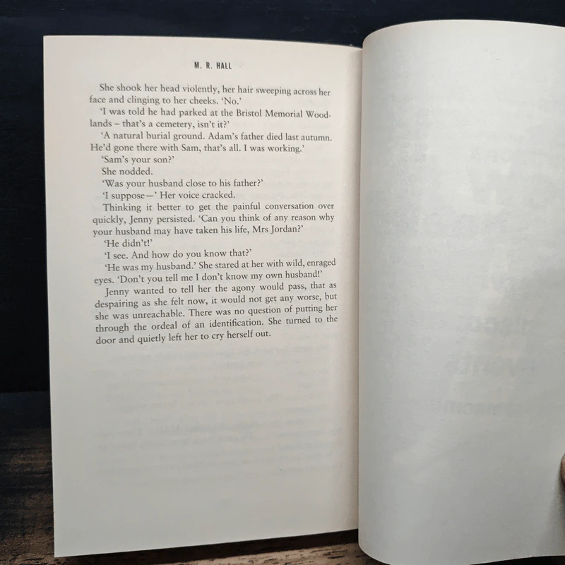 The Flight - M.R. Hall รูปที่ 8