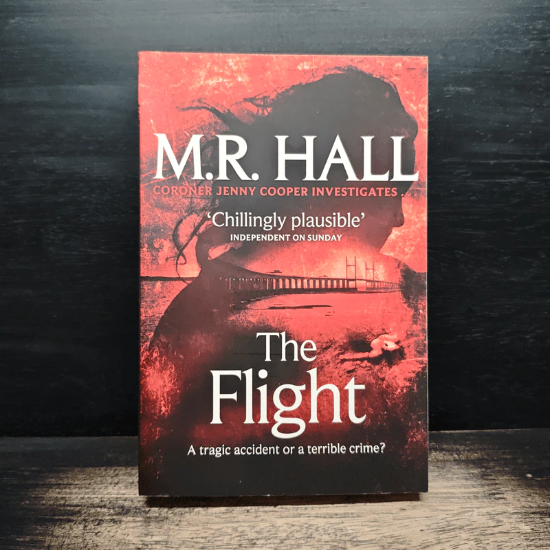 The Flight - M.R. Hall รูปที่ 1