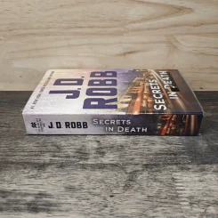 Secrets in Death - J.D. Robb รูปที่ 2