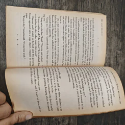 A Red Herring Without Mustard - Alan Bradley รูปที่ 8