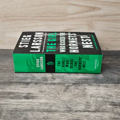 The Girl Who Kicked The Hornets' Nest - Stieg Larsson รูปที่ 2