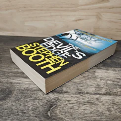 The Devil's Edge - Stephen Booth รูปที่ 3