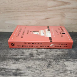 The Golden Tresses of the Dead - Alan Bradley รูปที่ 2