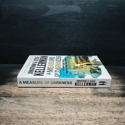 A Measure of Darkness - Jonathan, Jesse Kellerman รูปที่ 3