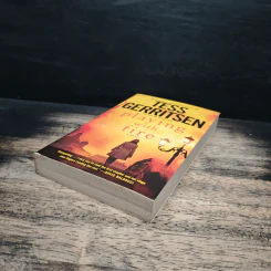 Playing with Fire - Tess Gerritsen รูปที่ 4