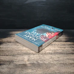 I've Got My Eyes on You - Mary Higgins Clark รูปที่ 5
