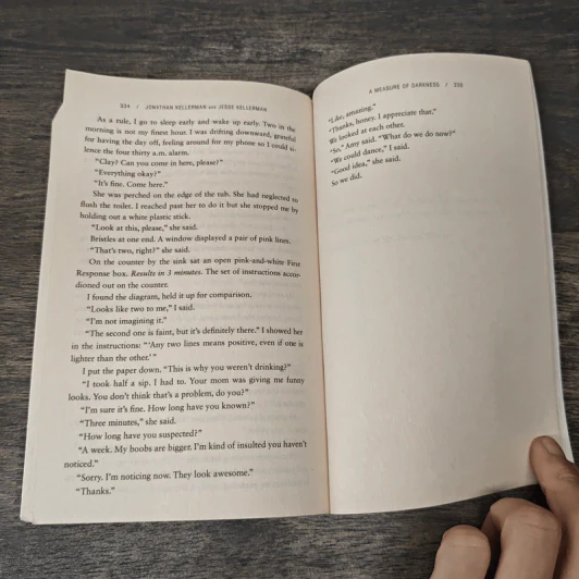 A Measure of Darkness - Jonathan, Jesse Kellerman รูปที่ 8