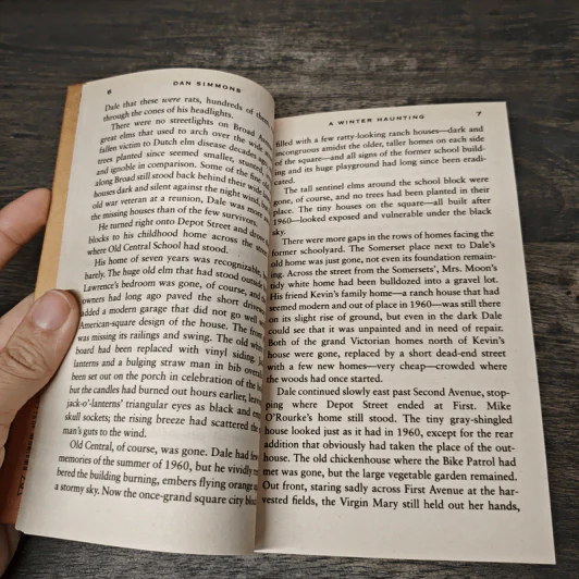 A Winter Haunting - Dan Simmons รูปที่ 7