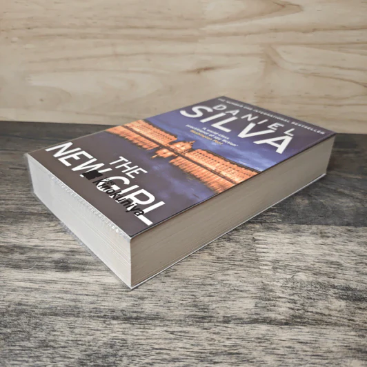 The New Girl - Daniel Silva รูปที่ 3