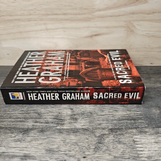 Sacred Evil - Heather Graham รูปที่ 2