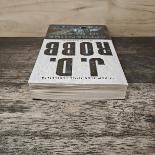 Apprentice in Death - J.D. Robb รูปที่ 4