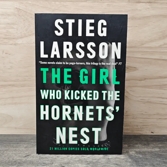 The Girl Who Kicked The Hornets' Nest - Stieg Larsson รูปที่ 1