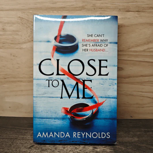 Close to Me - Amanda Reynolds รูปที่ 1
