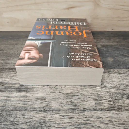 Different Class - Joanne Harris รูปที่ 4