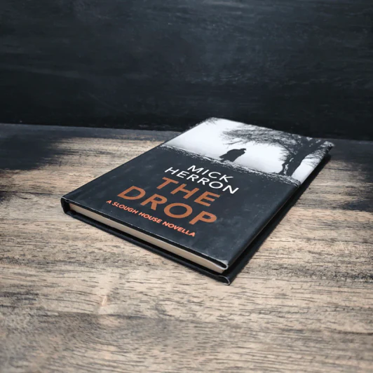 The Drop: A Slough House Novella - Mick Herron รูปที่ 4