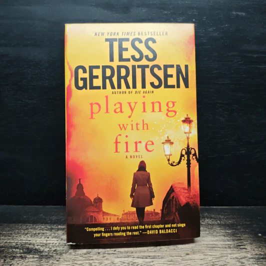 Playing with Fire - Tess Gerritsen รูปที่ 1