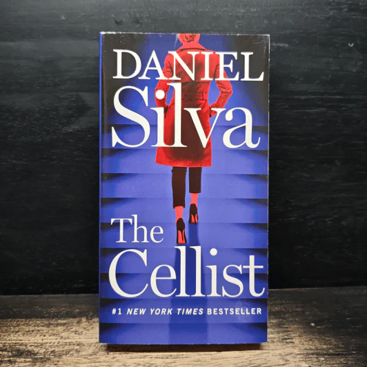 The Cellist - Daniel Silva รูปที่ 1