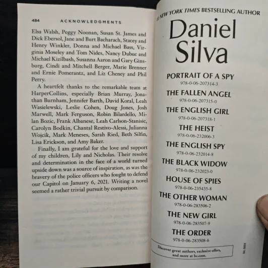 The Cellist - Daniel Silva รูปที่ 8