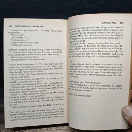 Dale Brown's Dreamland: Satan's Tail - Jim DeFelice, Dale Brown รูปที่ 8