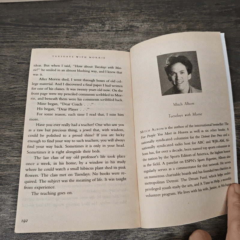 Tuesdays with Morrie - Mitch Albom รูปที่ 8
