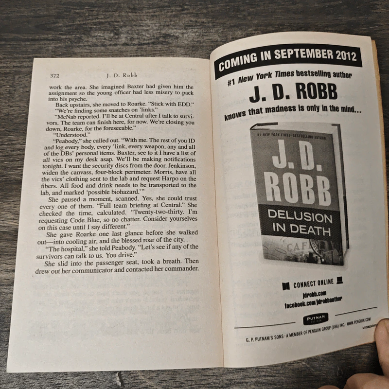 Celebrity In Death - J. D. Robb รูปที่ 8