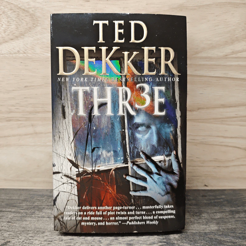 Thr3e - Ted Dekker รูปที่ 1