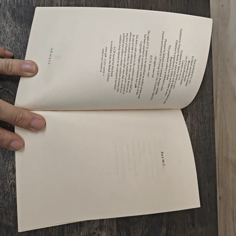 Shroud for a Nightingale - P.D. James รูปที่ 6