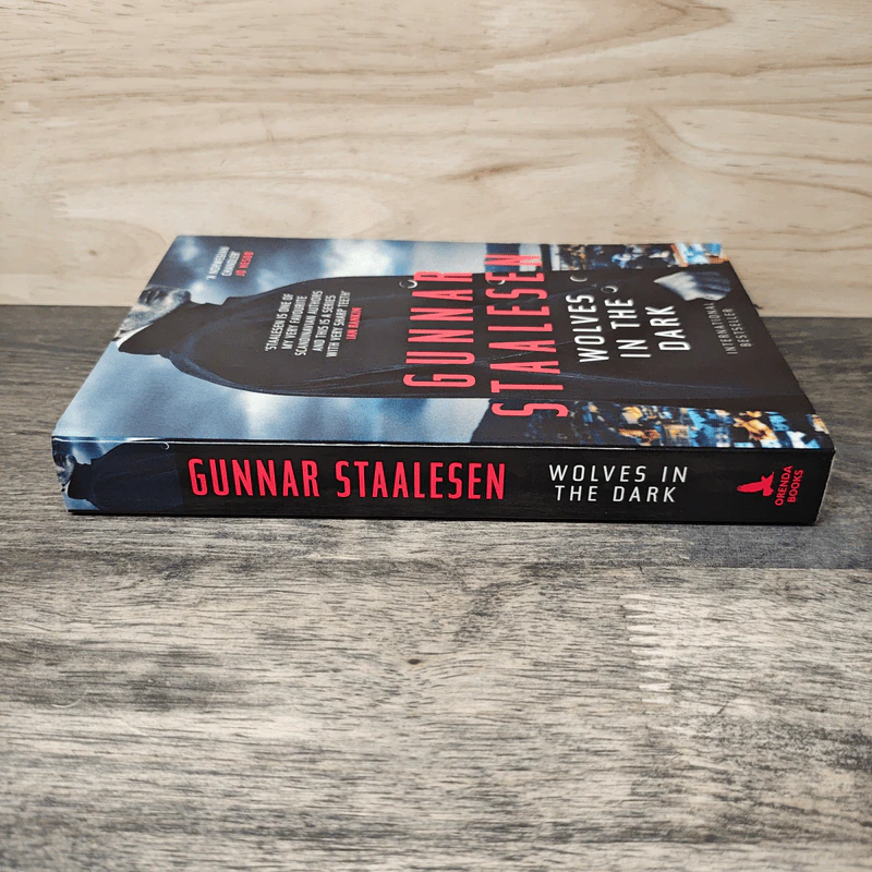 Wolves in the Dark - Gunnar Staalesen รูปที่ 2