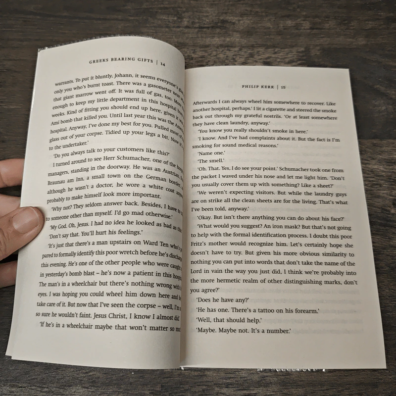 Greeks Bearing Gifts - Philip Kerr รูปที่ 7