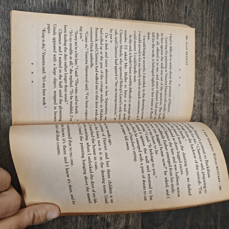 A Red Herring Without Mustard - Alan Bradley รูปที่ 8