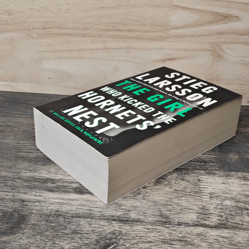 The Girl Who Kicked The Hornets' Nest - Stieg Larsson รูปที่ 3
