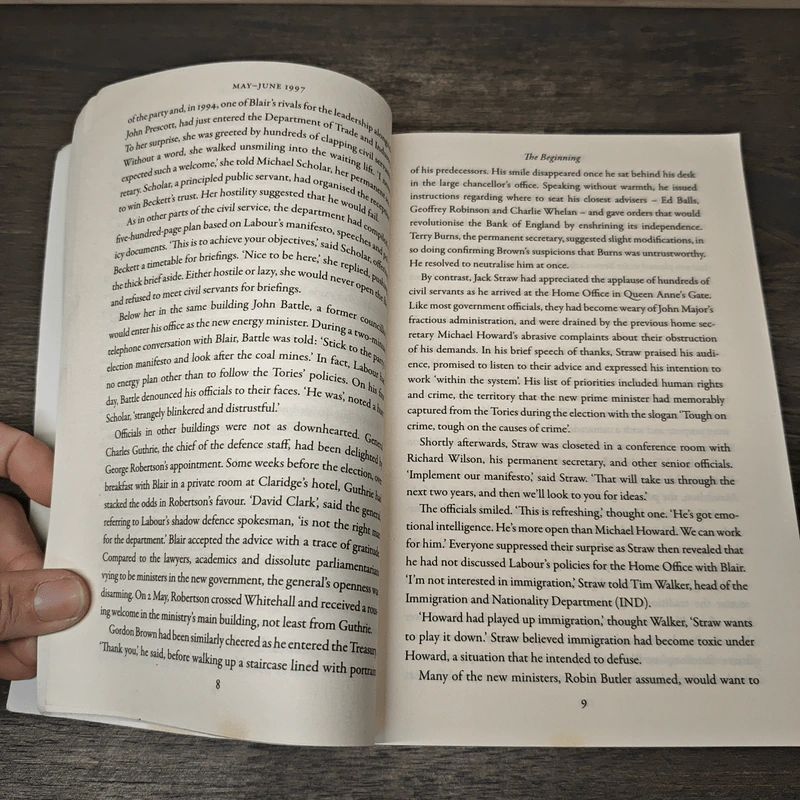 Broken Vows - Tom Bower รูปที่ 8
