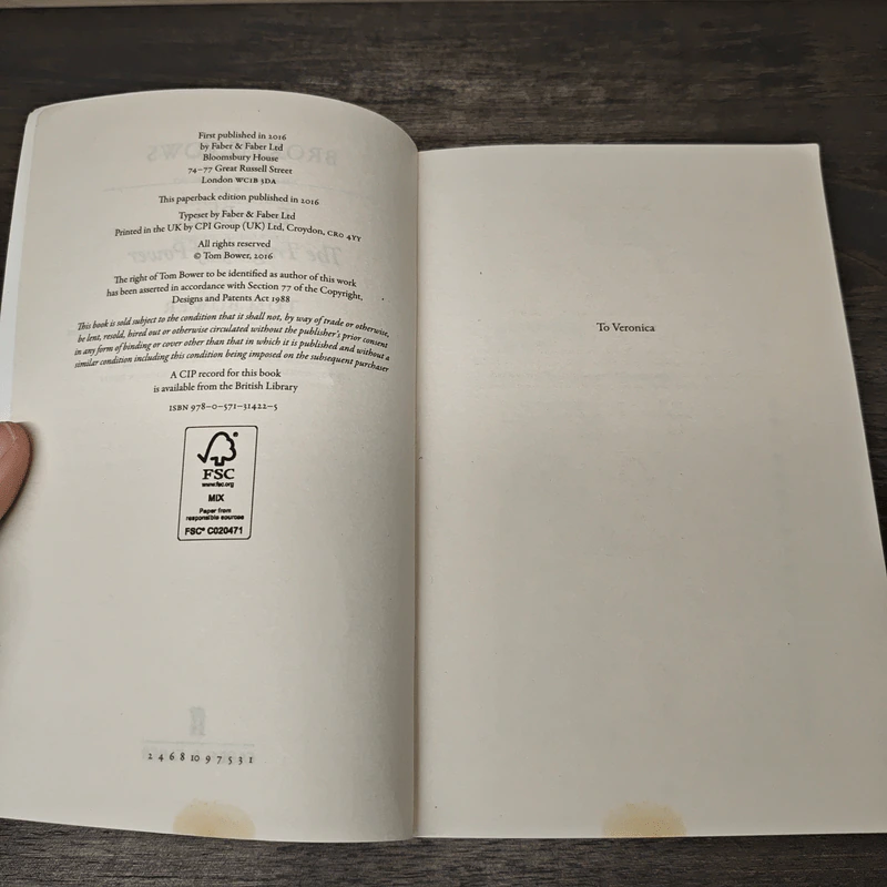 Broken Vows - Tom Bower รูปที่ 6