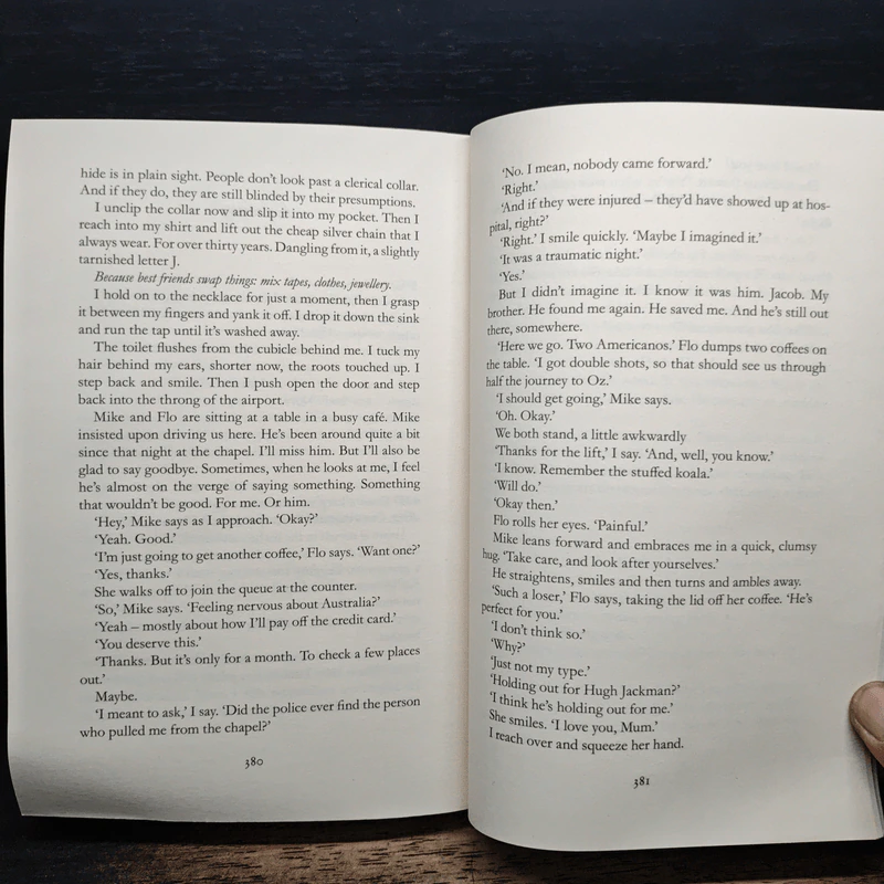 The Burning Girls - C.J. Tudor รูปที่ 8