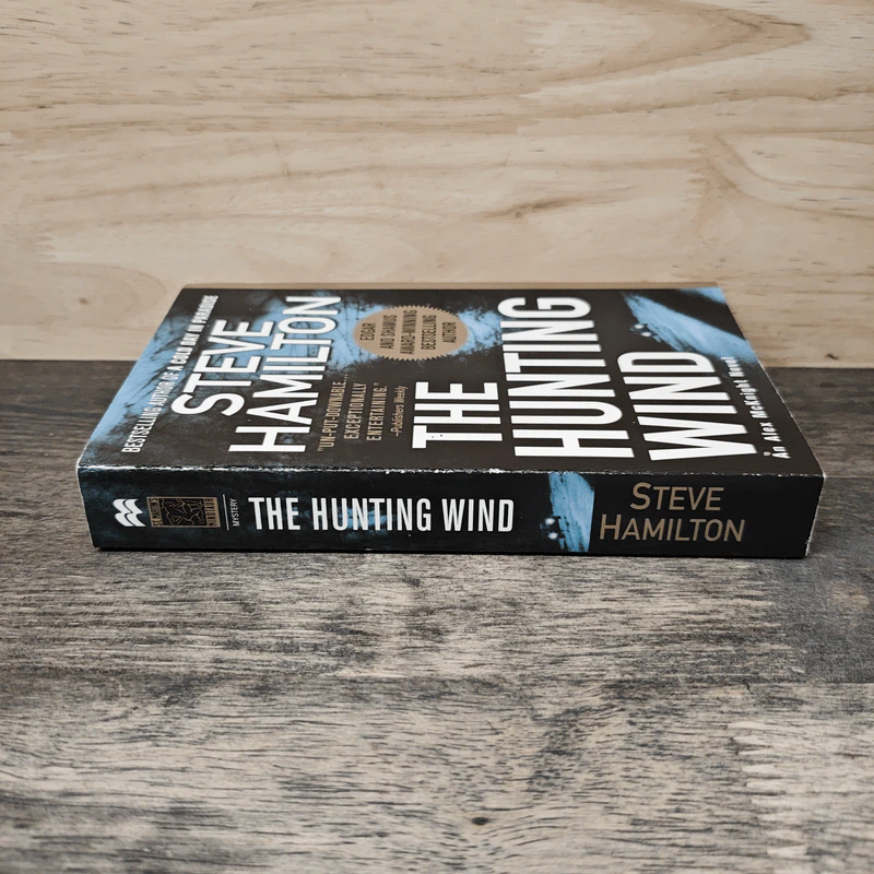 The Hunting Wind - Steve Hamilton รูปที่ 2