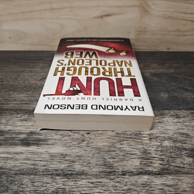 Hunt Through Napoleon's Web - Raymond Benson รูปที่ 4
