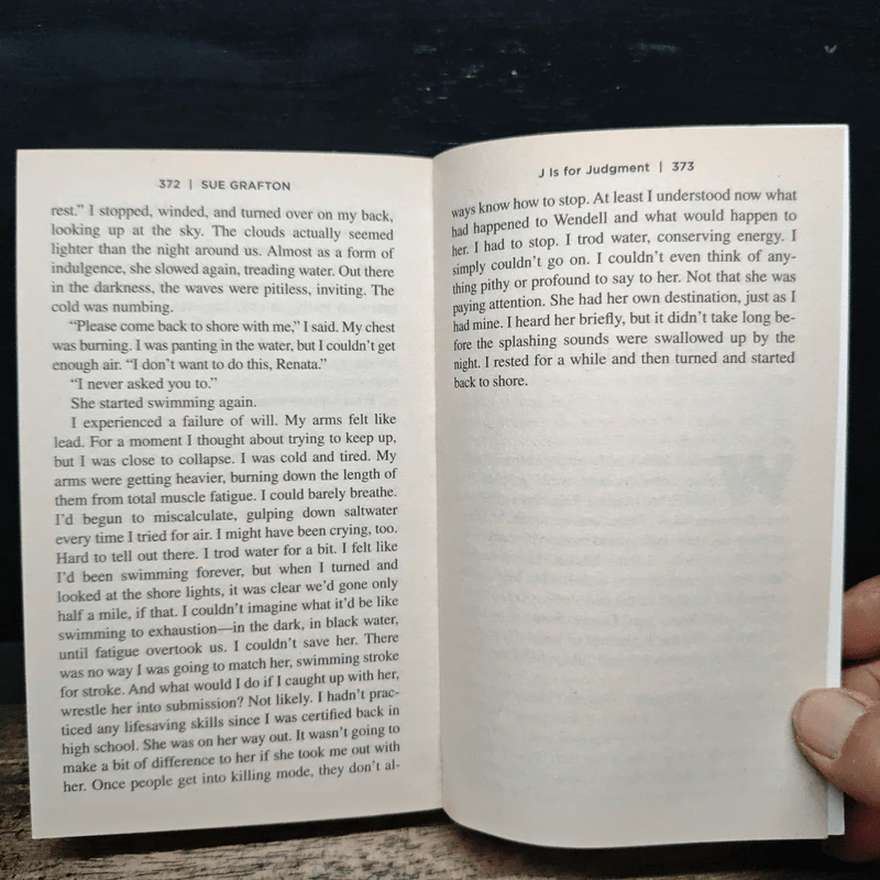 J is for Judgment - Sue Grafton รูปที่ 8