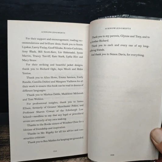 Into the Water - Paula Hawkins รูปที่ 8