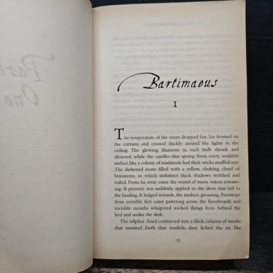 The Amulet of Samarkand - Jonathan Stroud รูปที่ 7