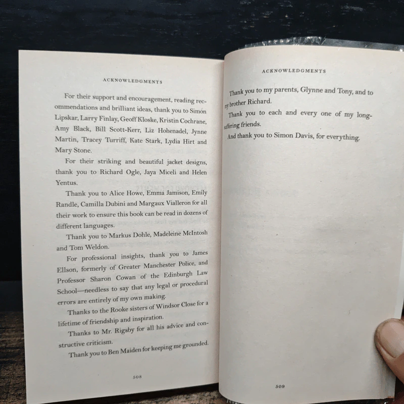 Into the Water - Paula Hawkins รูปที่ 8