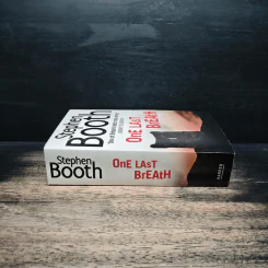 One Last Breath - Stephen Booth รูปที่ 3
