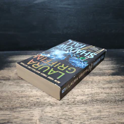 Shadow Fall - Laura Griffin รูปที่ 5