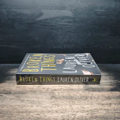 Broken Things - Lauren Oliver รูปที่ 3