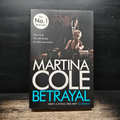 Betrayal - Martina Cole รูปที่ 1