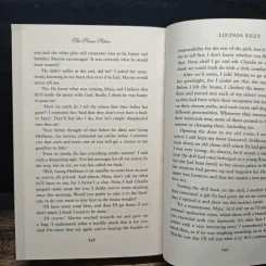 The Butterfly Room - Lucinda Riley รูปที่ 8