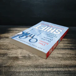 The Shift: One Nurse, Twelve Hours, Four Patients' Lives - Theresa Brown, RN รูปที่ 5