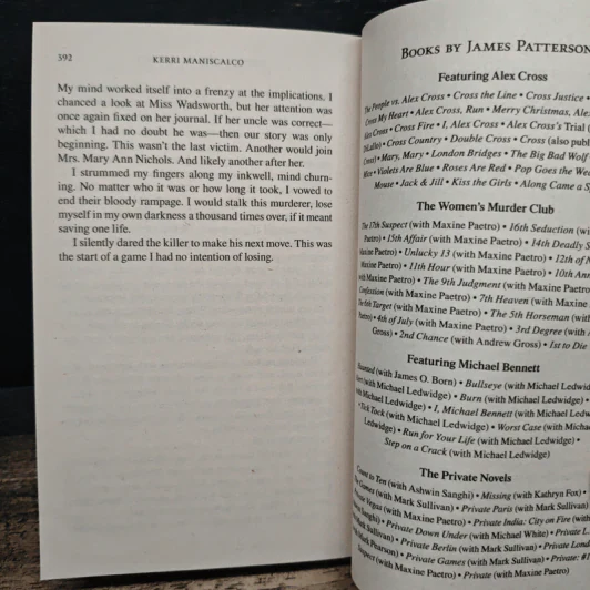 Stalking Jack the Ripper - Kerri Maniscalco รูปที่ 7