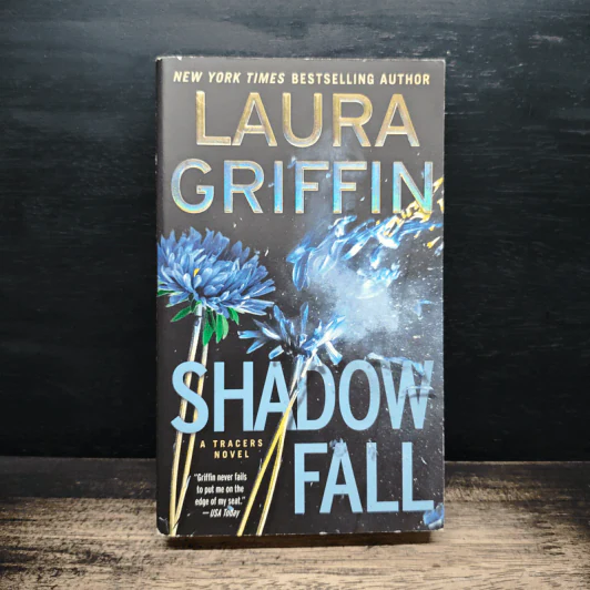 Shadow Fall - Laura Griffin รูปที่ 1
