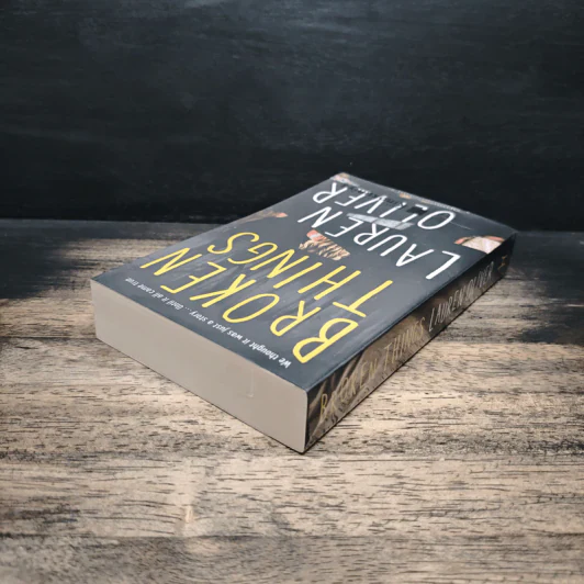 Broken Things - Lauren Oliver รูปที่ 5